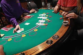Tampilan antarmuka platform catur777 menampilkan katalog permainan dan pasar sportsbook
